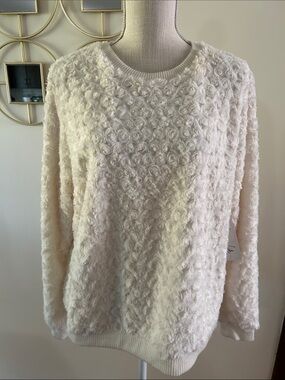 Love Life rose textured faux fur white pullover sweater ribbed cuff and hem XL